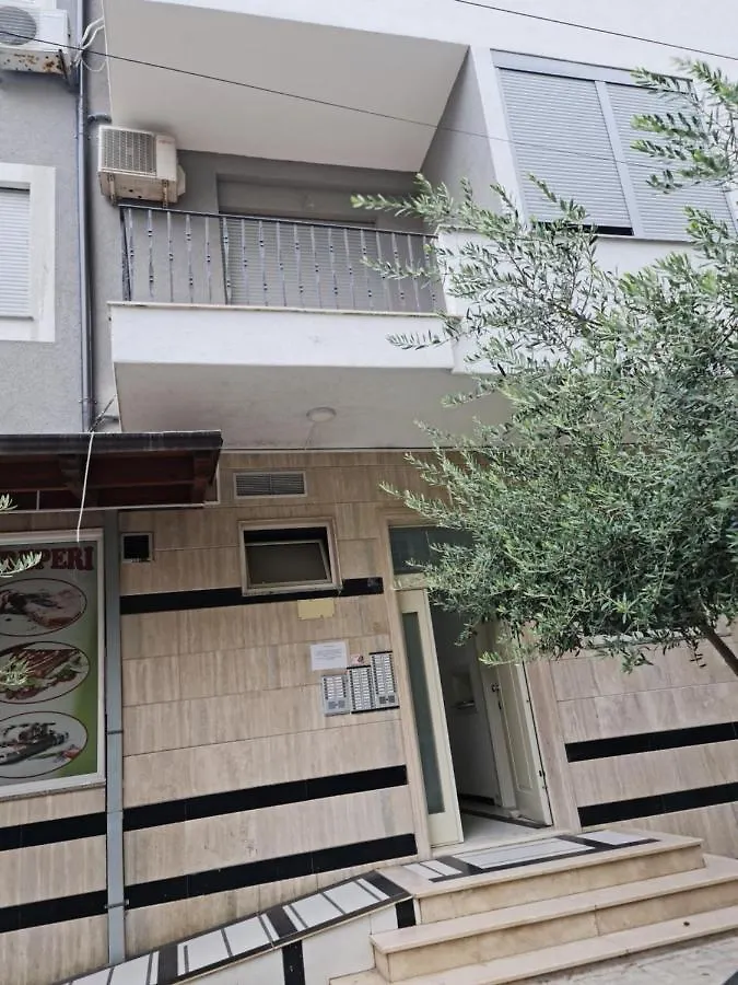 Plepa Durres Beach Apartment Albania